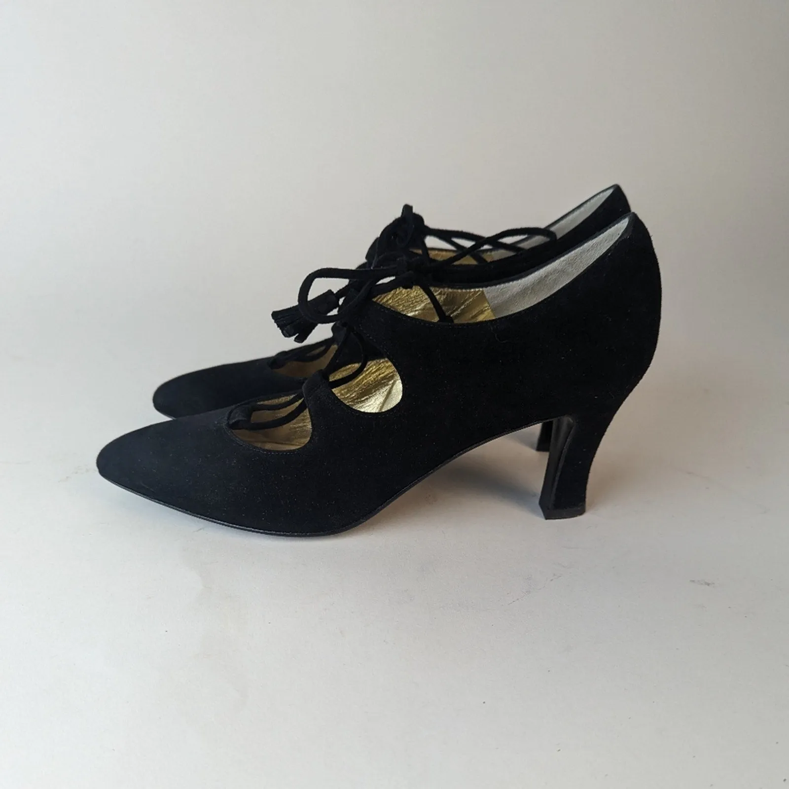 Bruno Magli Tamaia Maglia Black Suede Shoes / 6.5 AAA