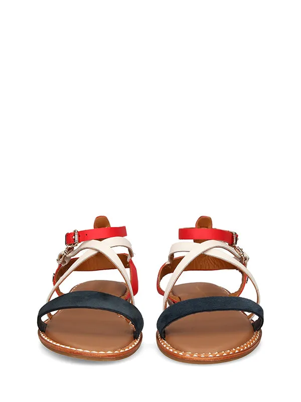 Essential Tommy Flat