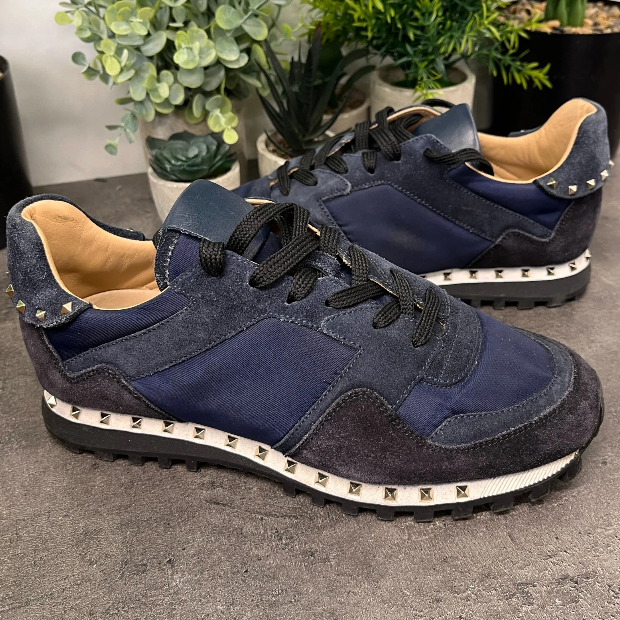 Men's Rockstud Low Trainers Navy Size EU 39 / UK 5