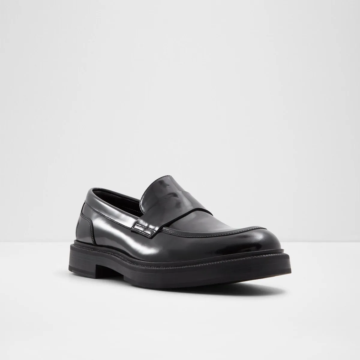 Niko Loafers