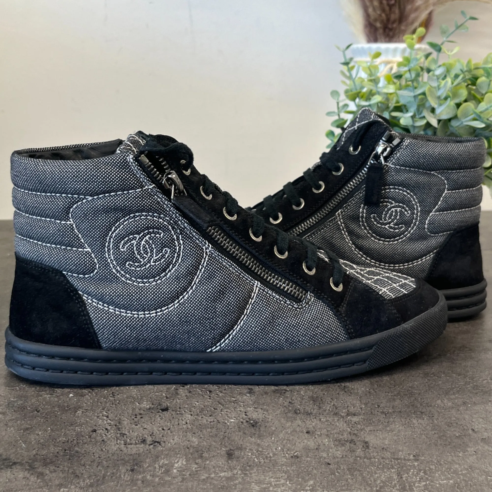 Women's Cc Logo Double Zip High Trainers Black Size EU 39 / UK 6