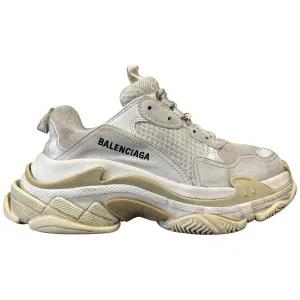 Women's Triple S Low Trainers Beige Size EU 39 / UK 6
